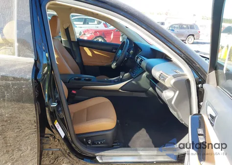 2016 Lexus Is 200T из США, поврежденный, VIN JTHBA1D26G5027920